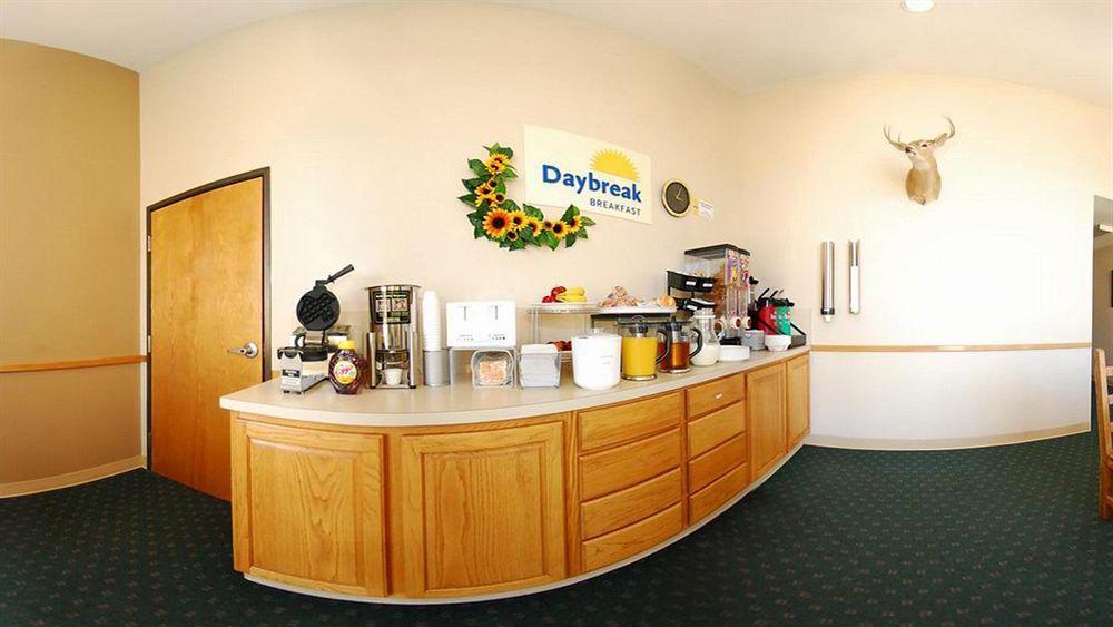 Days Inn & Suites By Wyndham Llano Dış mekan fotoğraf